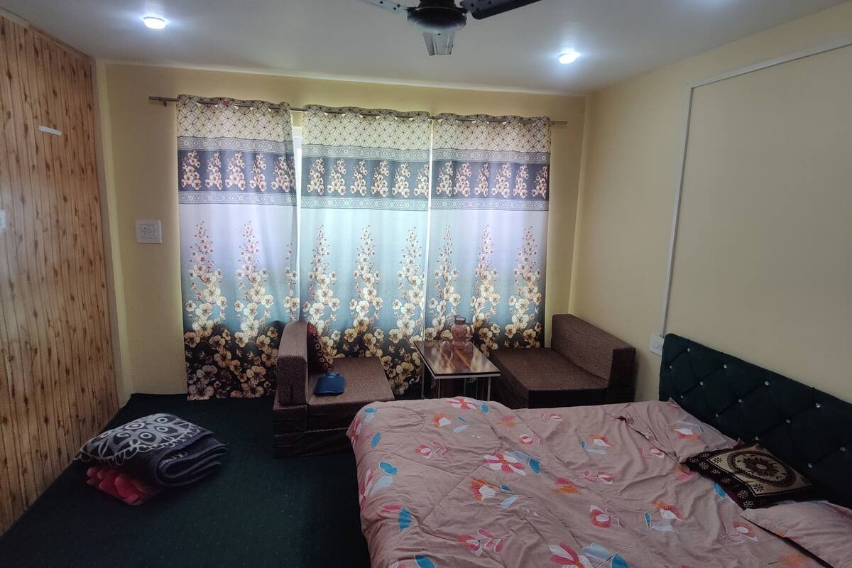 Phòng phong cách cổ điển, không hút thuốc, quang cảnh sông | Trang bị nội thất với thiết kế riêng biệt