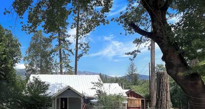 Camp Andrus - Pet Friendly Cabin 45mins to Yosemite