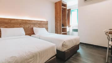 Deluxe Double or Twin Room, City View | Desk, laptop workspace, free WiFi