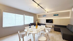 Apartemen Superior, Bebas Asap Rokok | Area keluarga