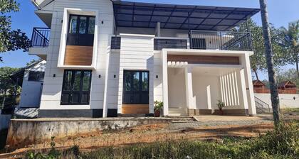 Scenic Mansion Munnar