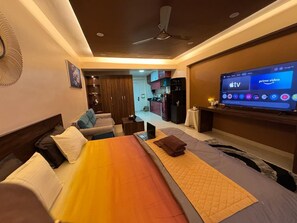 1 bedroom, iron/ironing board, WiFi, bed sheets