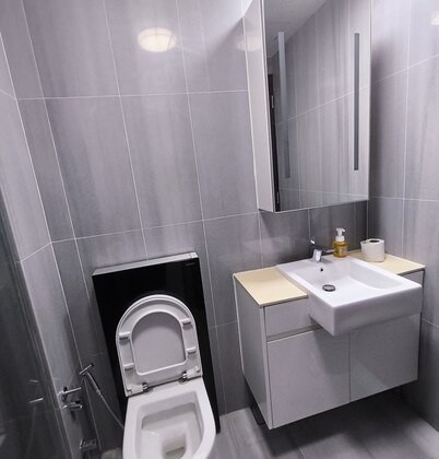 Cozy Condo 9 mins to Aljunied MRT