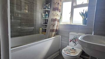 Shared Dormitory, 1 Bedroom, Smoking, Balcony | Bathroom