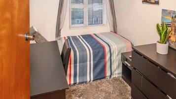 Shared Dormitory, 1 Bedroom, Smoking, Balcony | 4 bedrooms