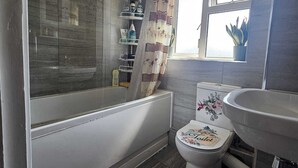 Shared Dormitory, 1 Bedroom, Smoking, Balcony | Bathroom