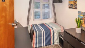 Shared Dormitory, 1 Bedroom, Smoking, Balcony