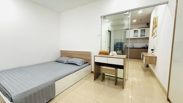 1 bedroom, desk, free WiFi - Era Apartment Dinh Thon (Hanoi)