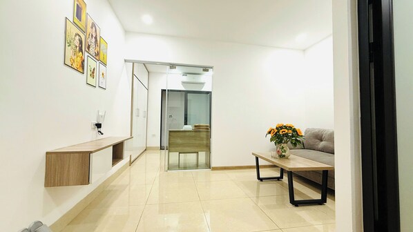 Basic Apartment | 1 bedroom, desk, free WiFi - Era Apartment Dinh Thon (Hanoi)