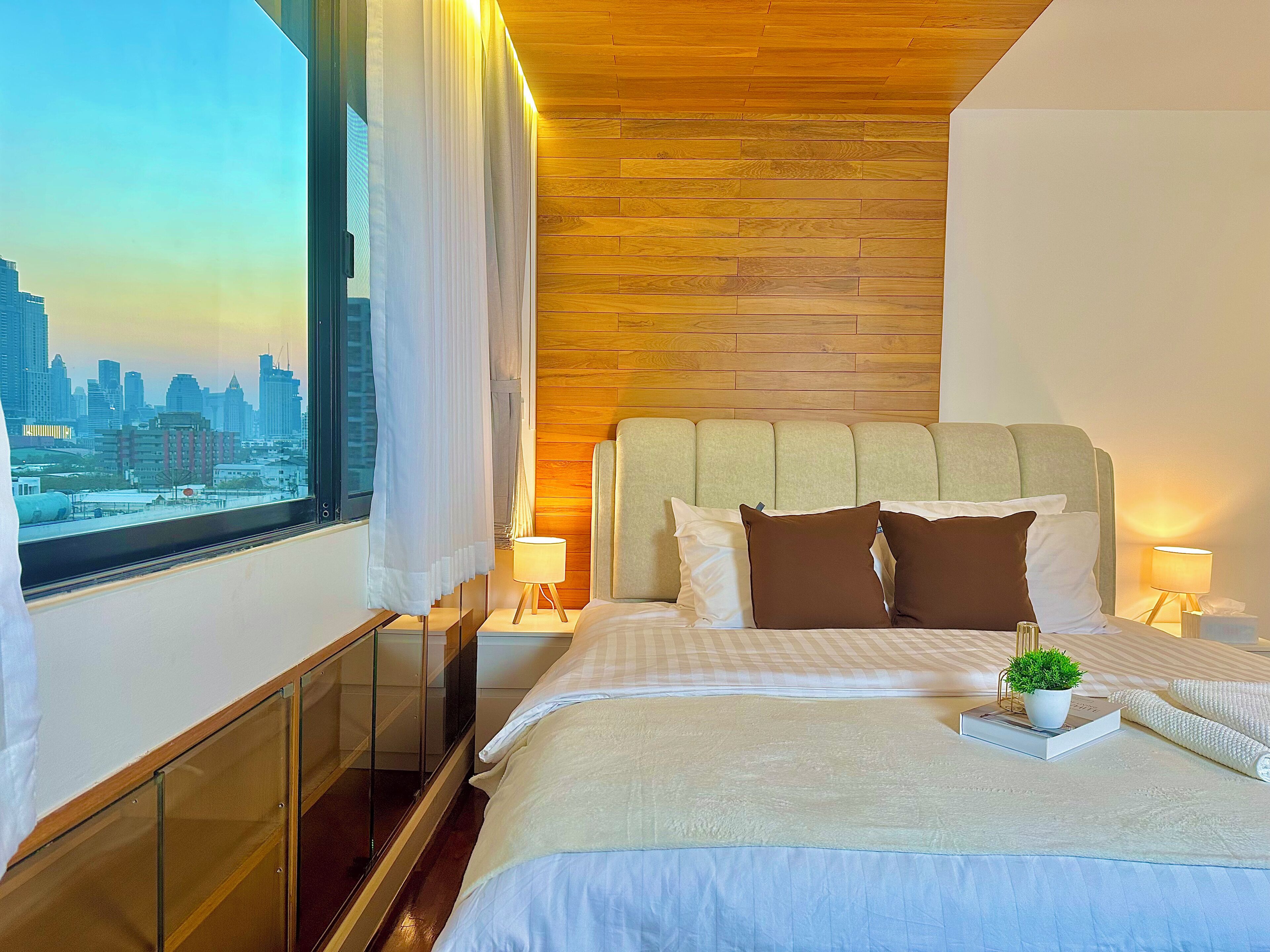 3 camere, una scrivania, ferro/asse da stiro, Wi-Fi