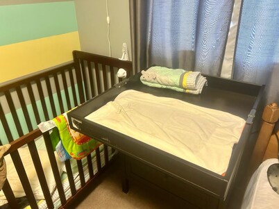 Spacious 4-bedroom townhome in charming Red Deer with WiFi, AC