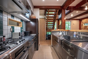 Private kitchen - Chise Fukuro by H2 Life (Furano)