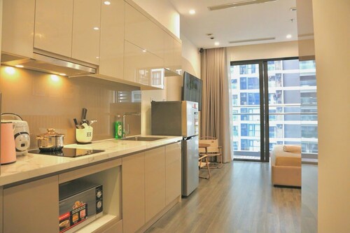 Luna's House - Vinhomes Smart City 