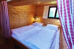 2 間睡房、上網、床單