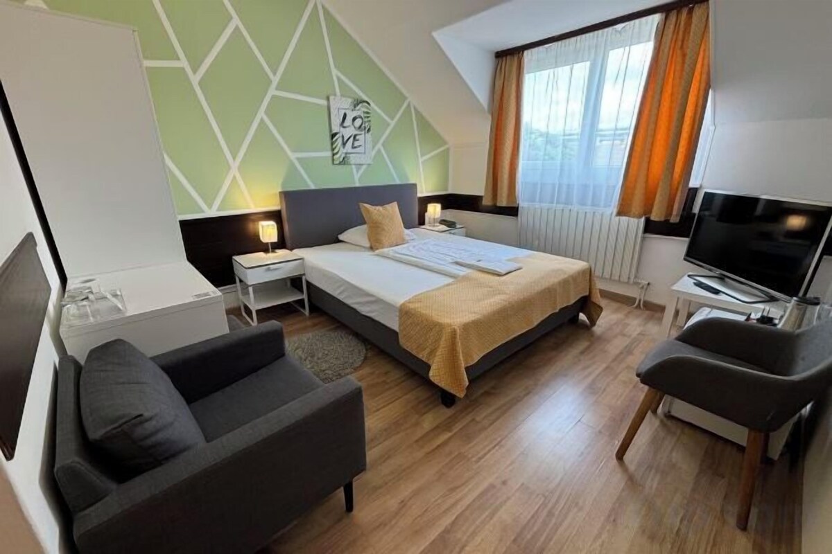 In-room safe, desk, blackout curtains, soundproofing
