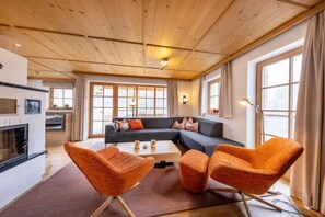 Unclassified image, 4 of 42, button - Premium Mountain Chalet for 10 (Wald-Königsleiten)