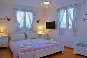 5 間睡房、熨斗/熨衫板、可攜式嬰兒床、免費 Wi-Fi