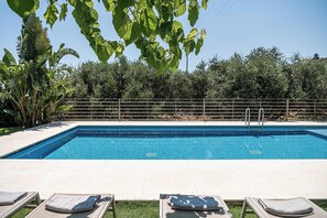 Beheizter Pool
