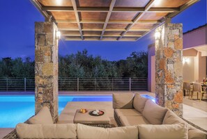 A heated pool - Olimpia Villas l Luxury Villas with private pools (Crete)