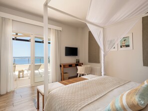 7 bedrooms, iron/ironing board, free WiFi, bed sheets