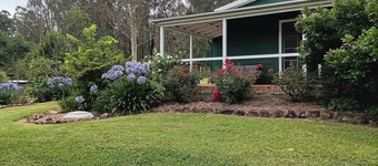 "The Cottage" Ride Mogo MTB Trails and stay