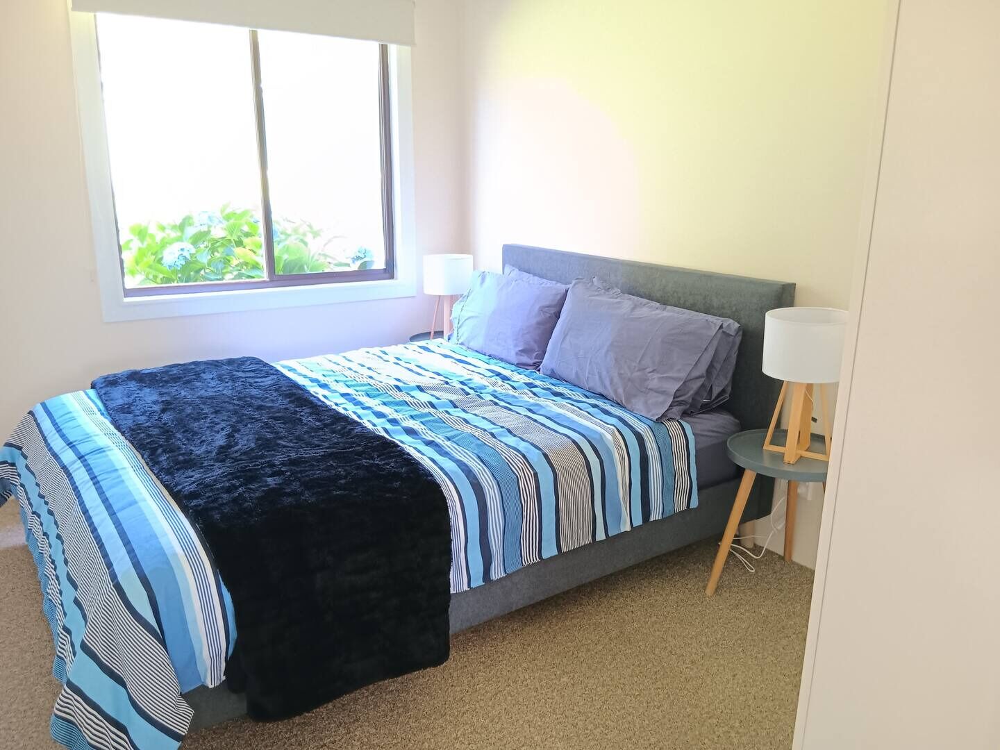 2 bedrooms, bed sheets