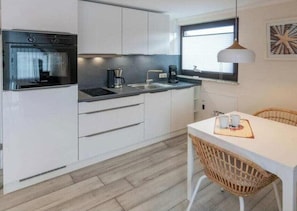 Fridge, oven, stovetop, dishwasher - Apartment Gyde Comfort holiday residence (Norddeich)