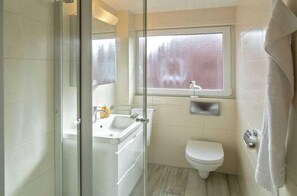 Shower, hair dryer - Apartment Gyde Comfort holiday residence (Norddeich)