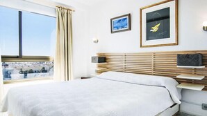 House, 2 Bedrooms - Global Ohouse - By Global Rental Holidays 6805 (Torremolinos)
