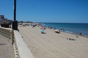 Accommodatie ligt op het strand