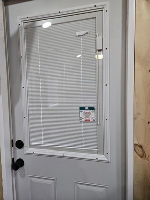 Interior - NEW! #4 - Amish Log Camping Cabin Walk to the Water (Toronto)