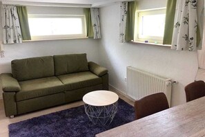 Smart TV - Apartment Grünsberg Comfortable holiday residence (Altdorf-Grünsberg)