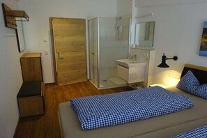 Iron/ironing board, free WiFi, bed sheets - Alte Schreinerei Decent holiday residence (Jungholz\/Tirol)