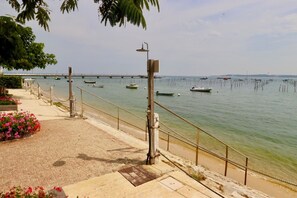 Sun-loungers - Studio in top location, 1st line on the bay with fantastic bay view and Wifi (Lège-Cap-Ferret)
