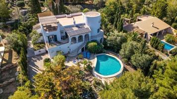 Vila, 5 kamar tidur, teras | Eksterior