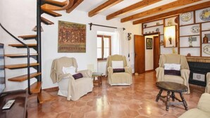 Unclassified image, 3 of 12, button - Global Sa Torre - By Global Rental Holidays 8267 (Alcúdia)