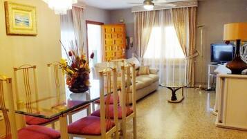 Villa, Multiple Bedrooms | Living area