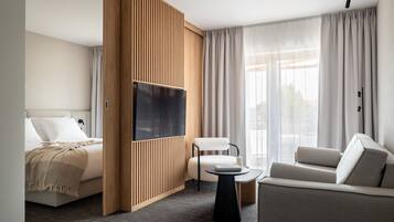 Zimmersafe, Bügeleisen/Bügelbrett, kostenloses WLAN, Bettwäsche