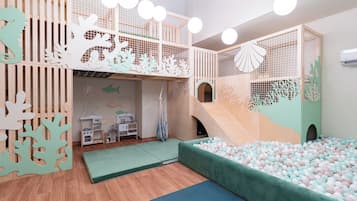 Aire de jeux - intérieure