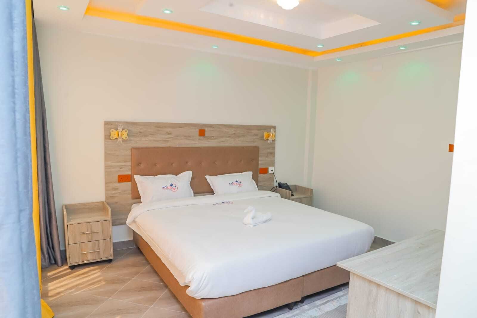 1 chambre, fer et planche à repasser, Wi-Fi gratuit, draps fournis
