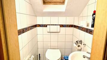 Handtücher, Toilettenpapier