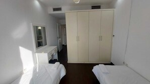 Villa, 2 chambres, accessible aux personnes à mobilité réduite, fumeurs | 1 chambre