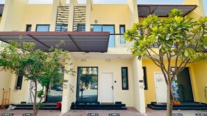 Unclassified image, 3 of 15, button - 2bhk Villa Townhouse (Dubai)