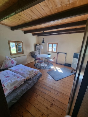 1 chambre, accès Internet, draps fournis