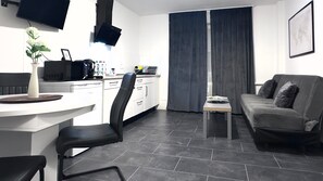 Interior - Apartment 'In Fuldatal - Kassel' with Private Garden and Wi-Fi (Fuldatal)