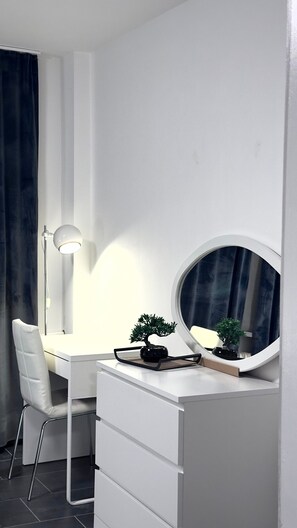 Interior - Apartment 'In Fuldatal - Kassel' with Private Garden and Wi-Fi (Fuldatal)