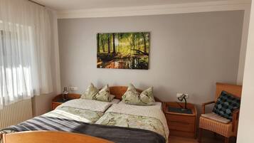 2 bedrooms, free WiFi, bed sheets