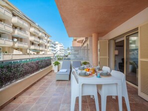 Casa, 4 quartos, terraço | Opções para refeição ao ar livre