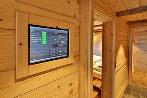 2 makuuhuonetta, silitysrauta/-lauta, ilmainen Wi-Fi, vuodevaatteet