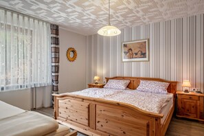 1 bedroom, free WiFi, bed sheets